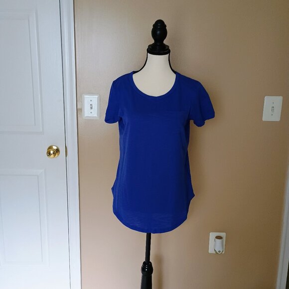 URBAN DICTION BLUE T-SHIRT W/POCKET IN FRONT-ROUND NECK-SIZE SMALL-COTTON/POLY - Picture 1 of 2